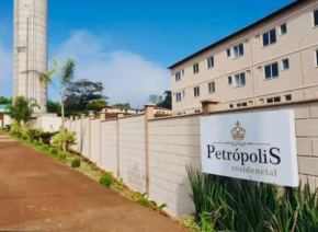 Apartamento Simples inteiro Petrópolis